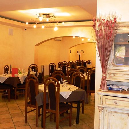 Hotel Adriatico Timisoara Exterior photo